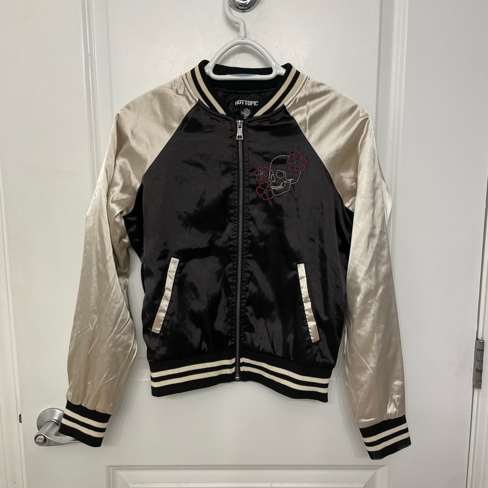 Hot topic bomber jacket - Picture 2 of 11